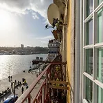 For 3 Near Ribeira * Porto