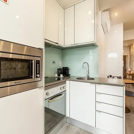 Appartement For 3 Near Ribeira Oporto