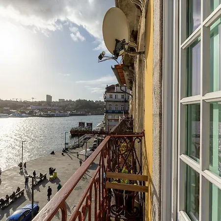 For 3 Near Ribeira * Oporto